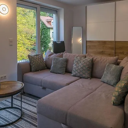 Apartment-rosenkranz Kleinhennersdorf